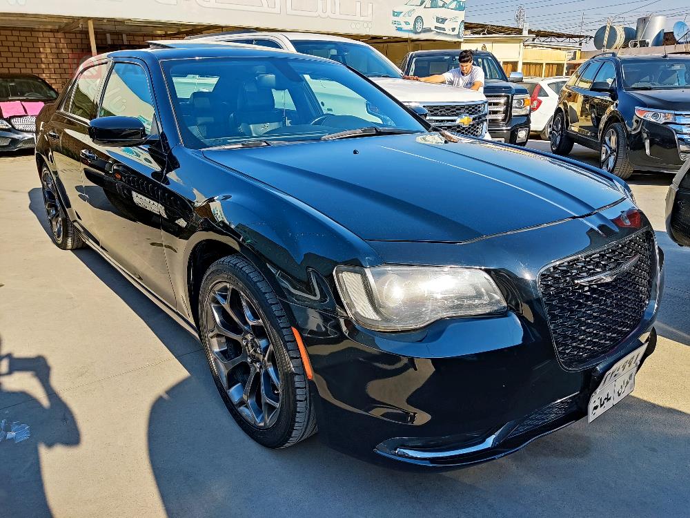 کرایسلەر 300